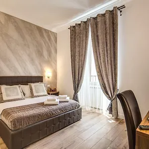 River Luxury 2*, Rome Italië